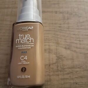 L’Oréal true match foundation. 1oz.  Color: C4.